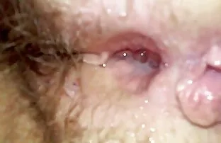 XXX Vackra naglar lesbisk svensk porr för en varm semester fool beard coach
