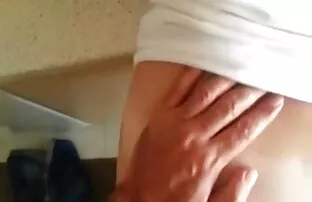 XXX Mannen som rakade huvudet bara, person porrfilm svensk gratis i det bakre rummet